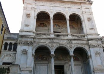 1200px Massa duomo facciata1