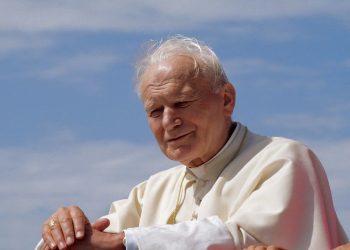 giovanni paolo ii 82 1 1200x900 1