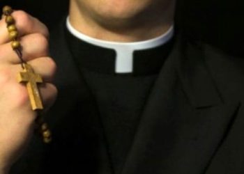 prete pedofilo 2 696x363 1