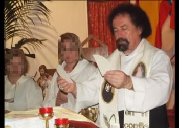 1512119695105.jpg catania cospargeva i ragazzini con l olio santo e poi li violentava arrestato padre pio guidolin