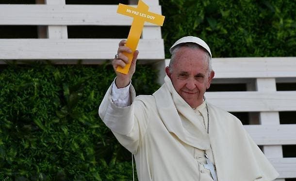 1516306536155.jpg vaticano papa francesco perdona solo alcune vittime di preti pedofili il sospetto sul suo amico monsignore
