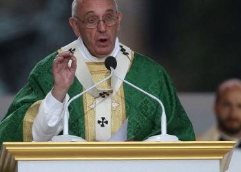 papa francesco tumore 770x450 1