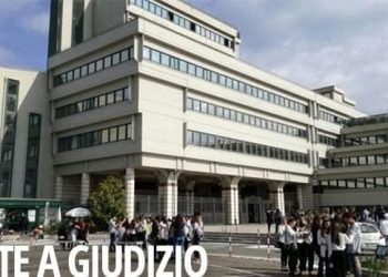 889d19e67d PRETE A GIUDIZIO