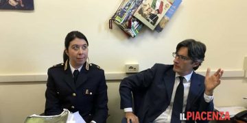 A sinistra il dirigente Serena Pieri e il sostituto procuratore Emilio Pisante 2