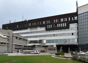 5771086 2002 tribunale