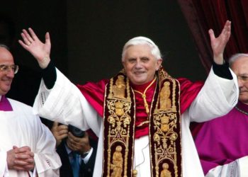 050419 pope benedict main hmed 11a.nbcnews fp 1024 512