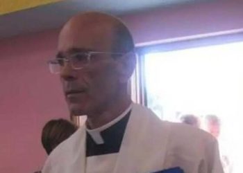 prete abuso di un ragazzino 800x400 1