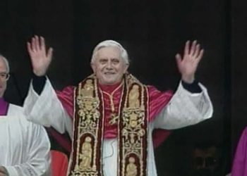 1650094943108 AP APRILE RATZINGER ANNIframe