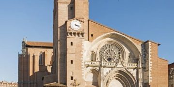 17548964091752921953Facade de la cathedrale Saint Etienne de Toulouse