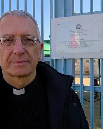 monsignor leonardo d ascenzo